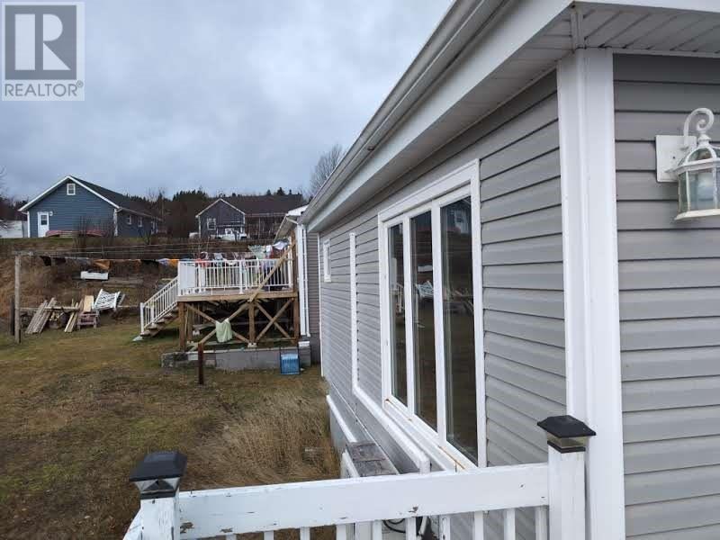 












11 Sycamore Street

,
Springdale,




Newfoundland & Labrador
A0J1T0


