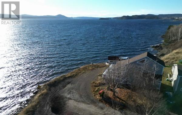 












11 Sycamore Street

,
Springdale,




Newfoundland & Labrador
A0J1T0

