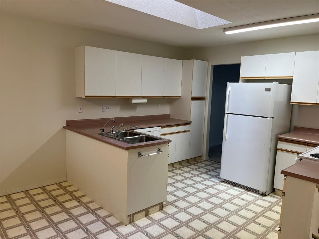 









4210


Alexis Park

Drive, 8,
Vernon,




BC
V1T 6H3

