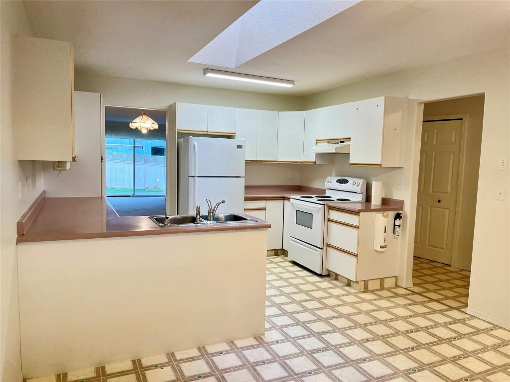 









4210


Alexis Park

Drive, 8,
Vernon,




BC
V1T 6H3

