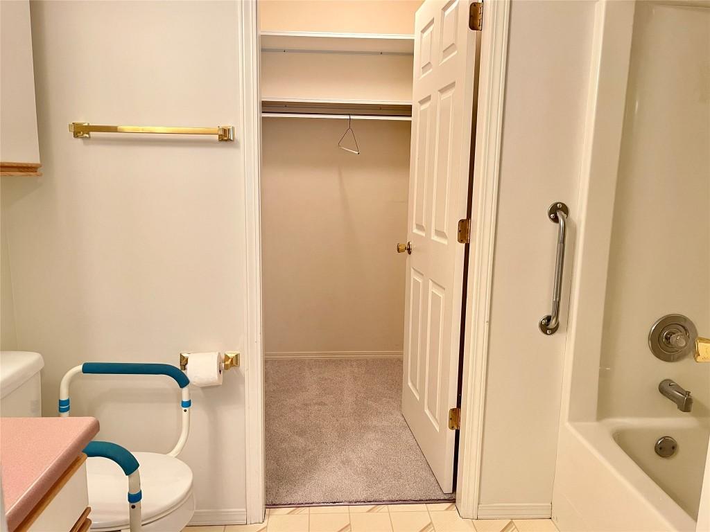 









4210


Alexis Park

Drive, 8,
Vernon,




BC
V1T 6H3

