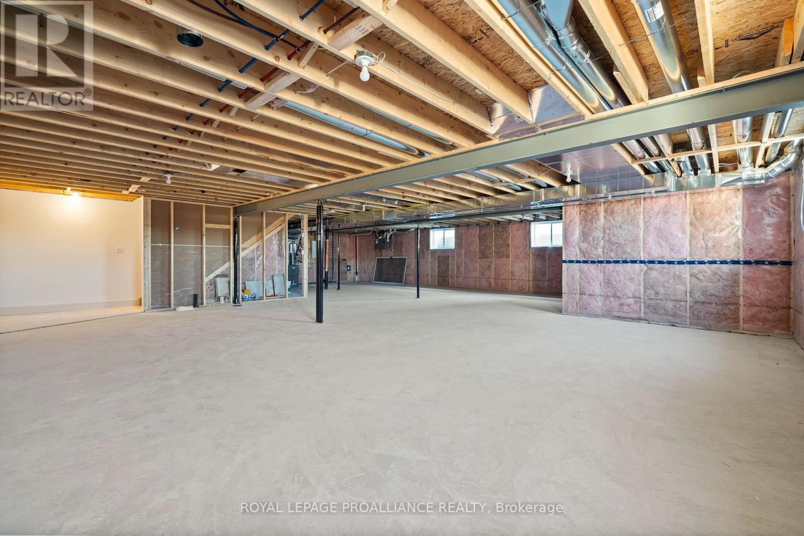 












152 SIENNA AVENUE

,
Belleville (Belleville Ward),




Ontario
K8P0H3

