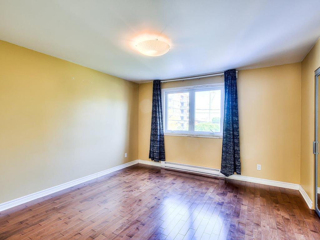 









2720


Rue du Manoir

,
Vaudreuil-Dorion,




QC
J7V8Y2

