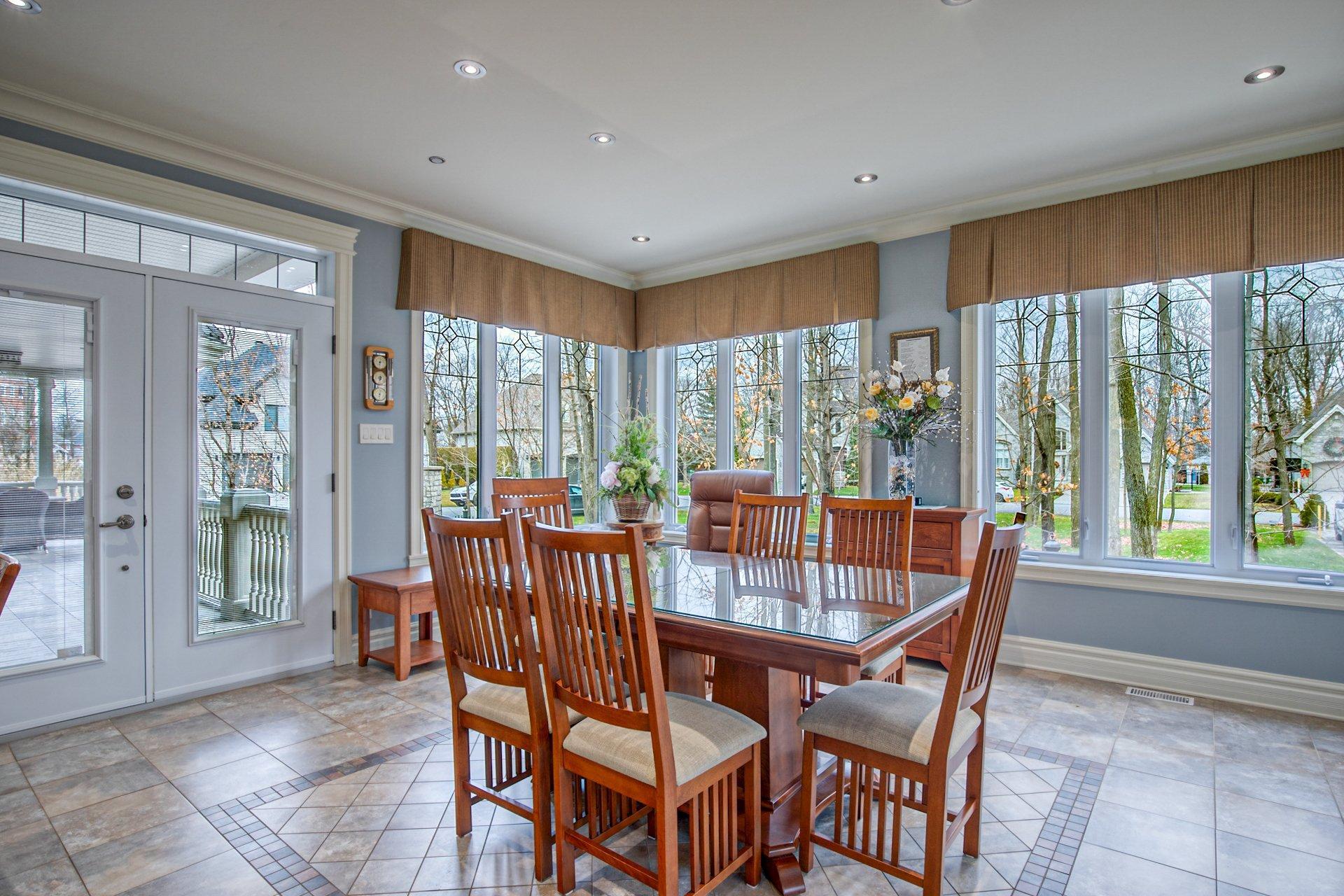 









715


Rue des Séminaristes

,
Saint-Hyacinthe,




QC
J2S9B7

