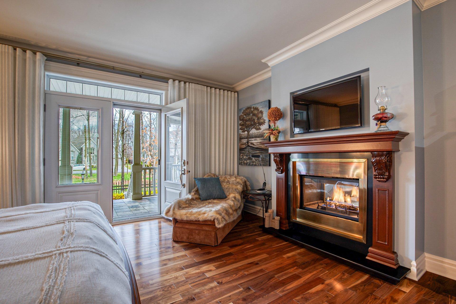









715


Rue des Séminaristes

,
Saint-Hyacinthe,




QC
J2S9B7

