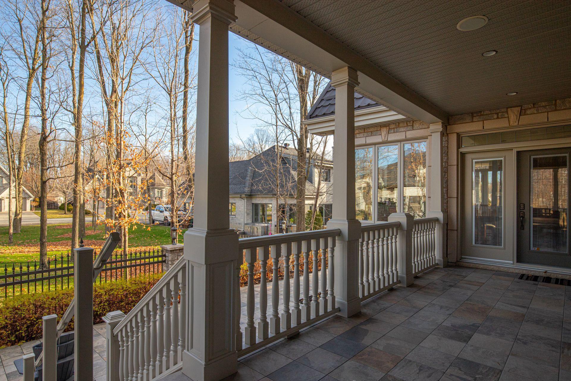 









715


Rue des Séminaristes

,
Saint-Hyacinthe,




QC
J2S9B7

