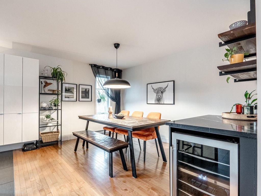 









244


Rue Hélène

,
Stoke,




QC
J0B3G0

