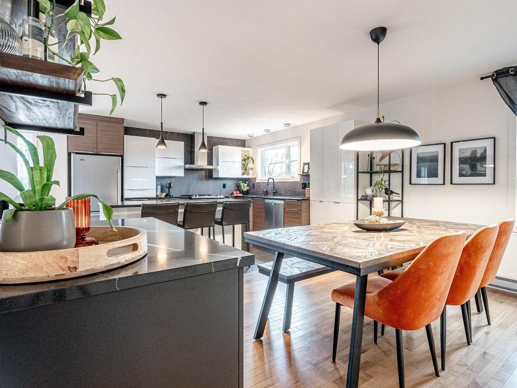 









244


Rue Hélène

,
Stoke,




QC
J0B3G0

