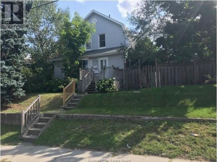 












385 Kathleen Street

,
Sudbury,




Ontario
P3C2M4

