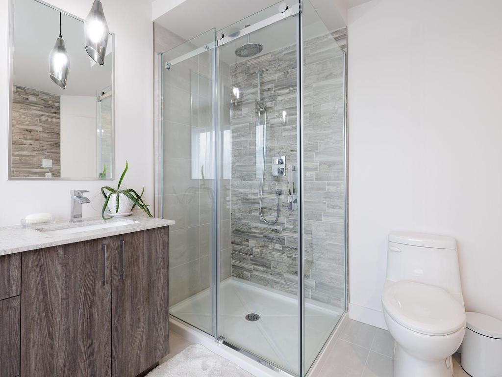 









221


6e Avenue

,
Saint-Zotique,




QC
J0P1Z0

