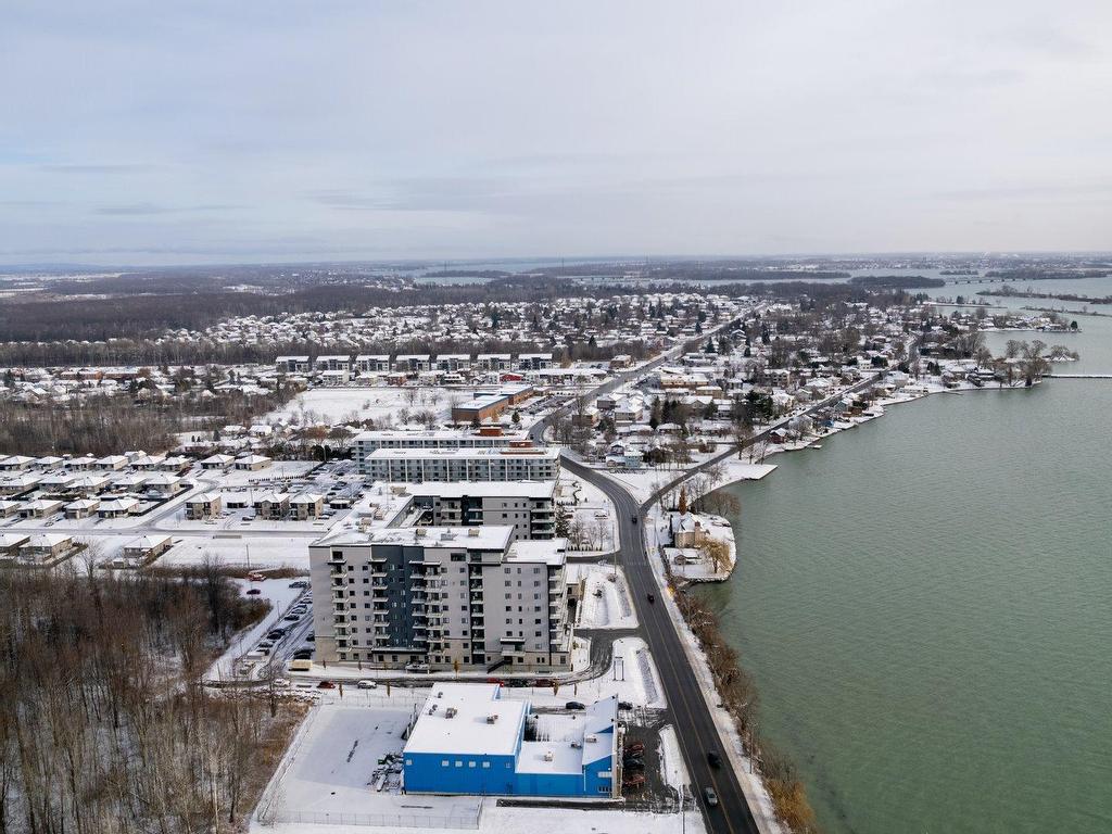 









221


6e Avenue

,
Saint-Zotique,




QC
J0P1Z0

