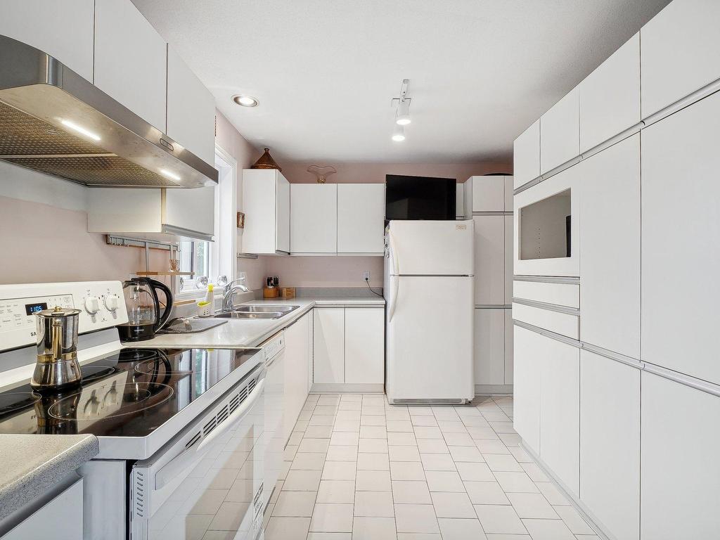 









1590


Mtée Ste-Therese

,
Saint-Jérôme,




QC
J5L2L2

