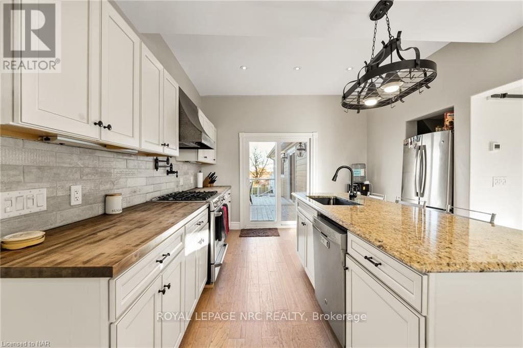 












4692 GILMORE ROAD

,
Fort Erie (Mulgrave),







Ontario
L0S1N0

