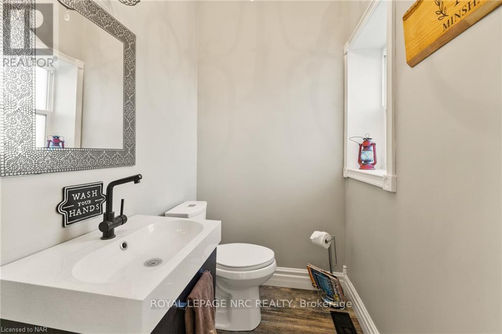 












4692 GILMORE ROAD

,
Fort Erie (Mulgrave),







Ontario
L0S1N0

