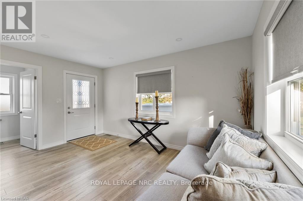 












4692 GILMORE ROAD

,
Fort Erie (Mulgrave),







Ontario
L0S1N0

