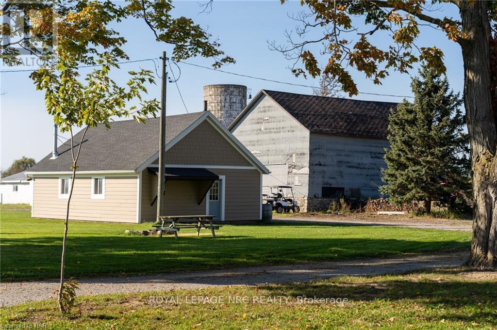 












4692 GILMORE ROAD

,
Fort Erie (Mulgrave),







Ontario
L0S1N0

