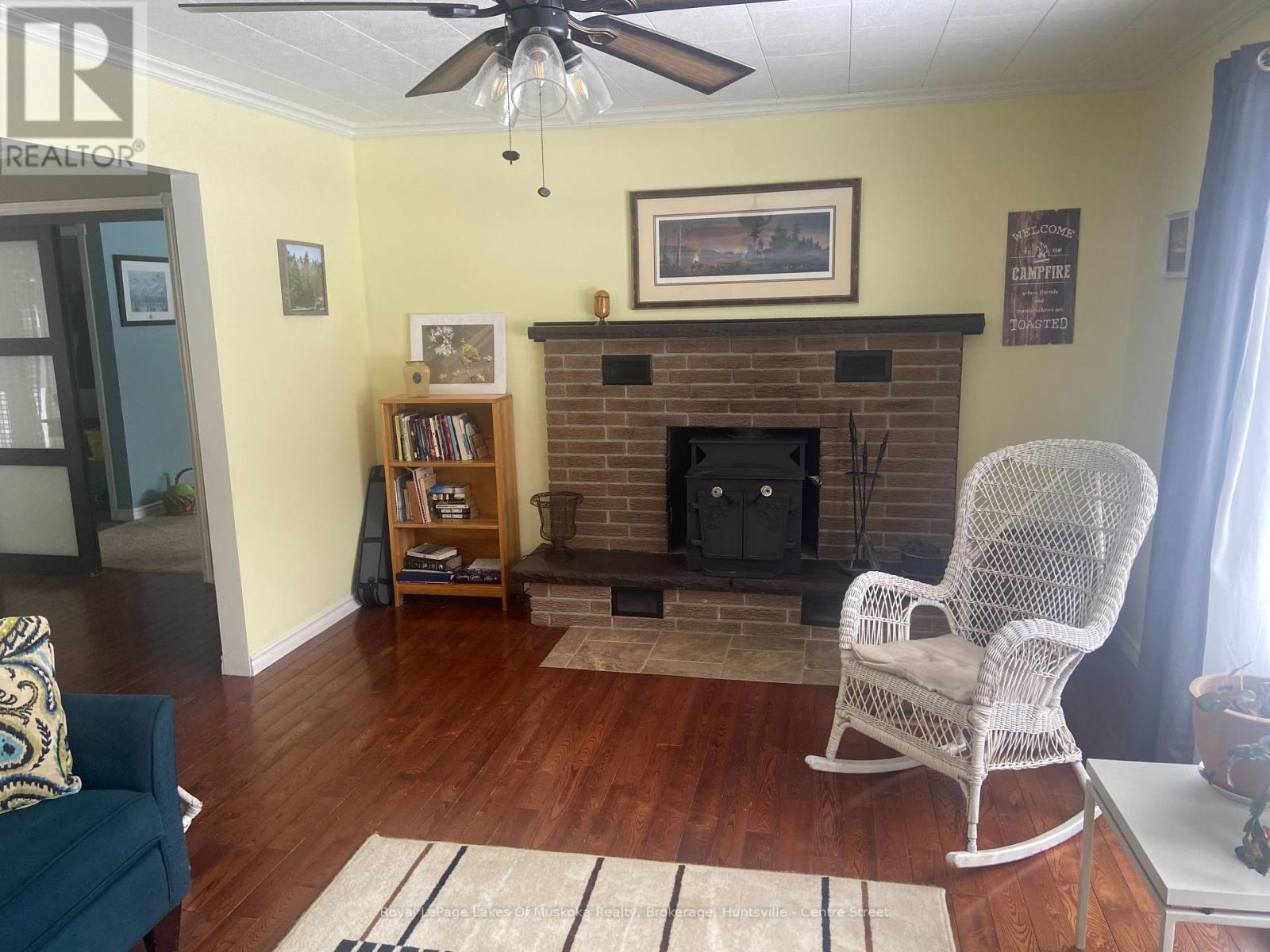 












27 JOHN STREET

,
Burk's Falls,




Ontario
P0A1C0

