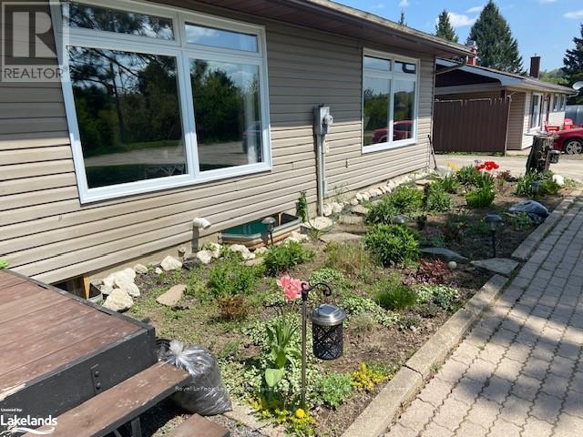 












27 JOHN STREET

,
Burk's Falls,




Ontario
P0A1C0

