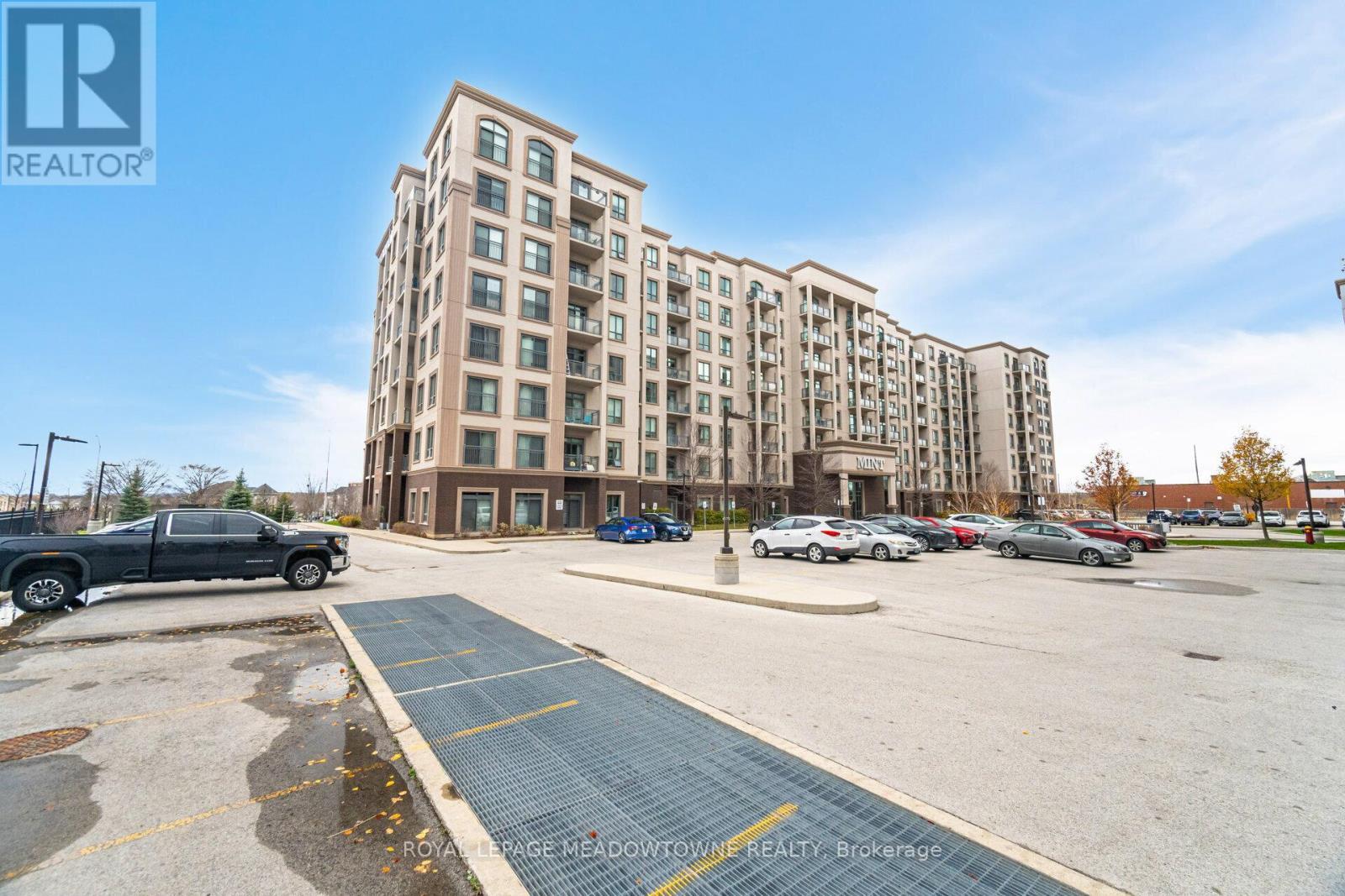 












406 - 2490 OLD BRONTE ROAD E

,
Oakville,




Ontario
L6M0Y5

