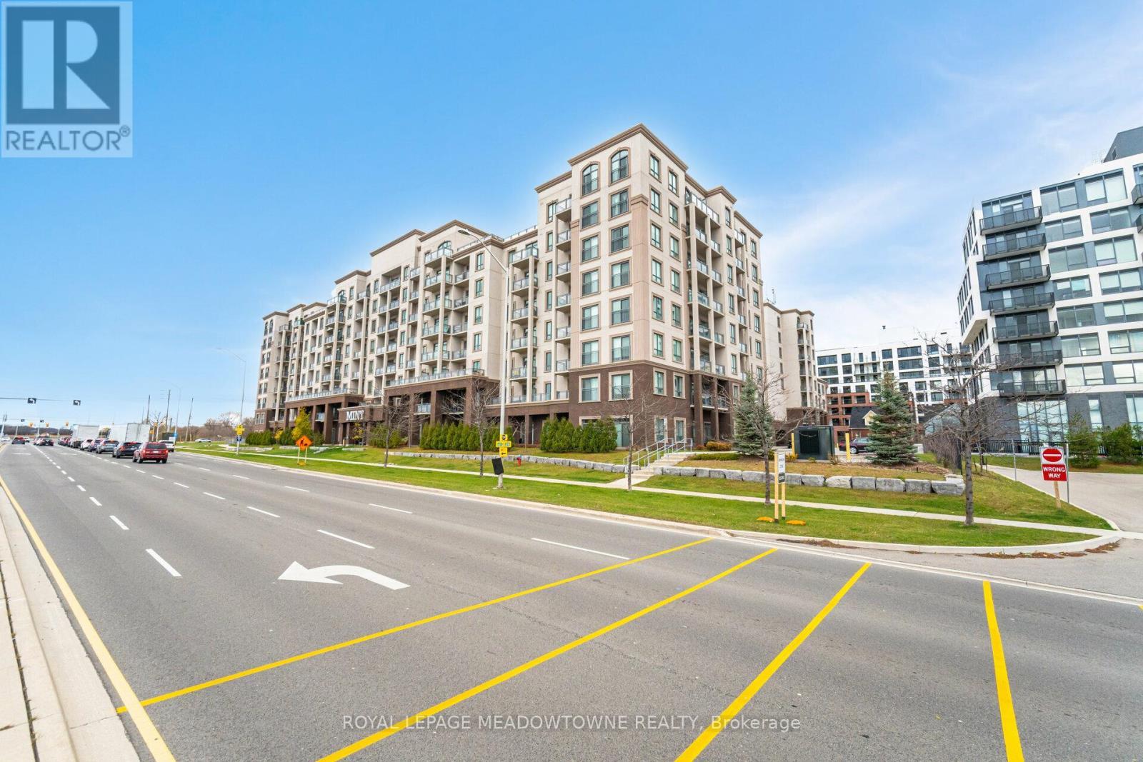 












406 - 2490 OLD BRONTE ROAD E

,
Oakville,




Ontario
L6M0Y5

