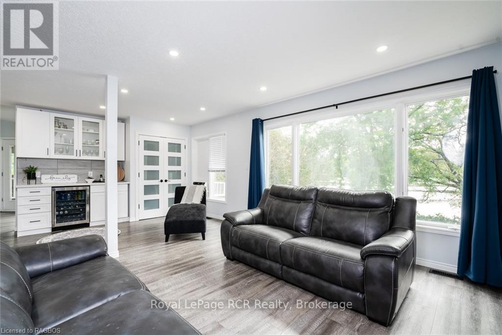 












216 FISHER CRESCENT

,
West Grey,




Ontario
N0G1C0


