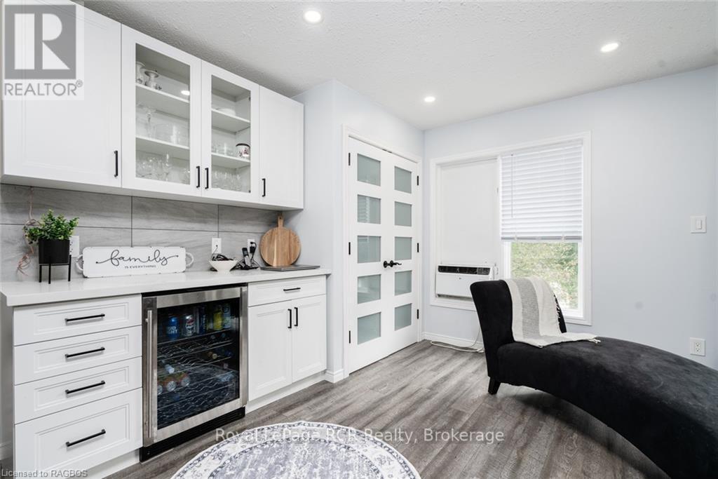 












216 FISHER CRESCENT

,
West Grey,




Ontario
N0G1C0

