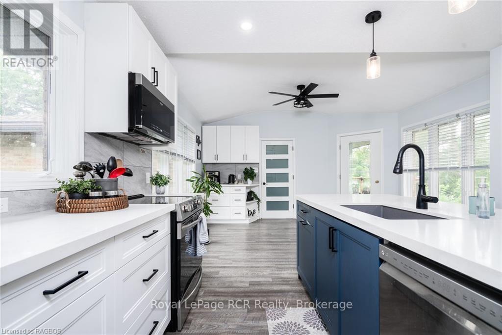 












216 FISHER CRESCENT

,
West Grey,




Ontario
N0G1C0


