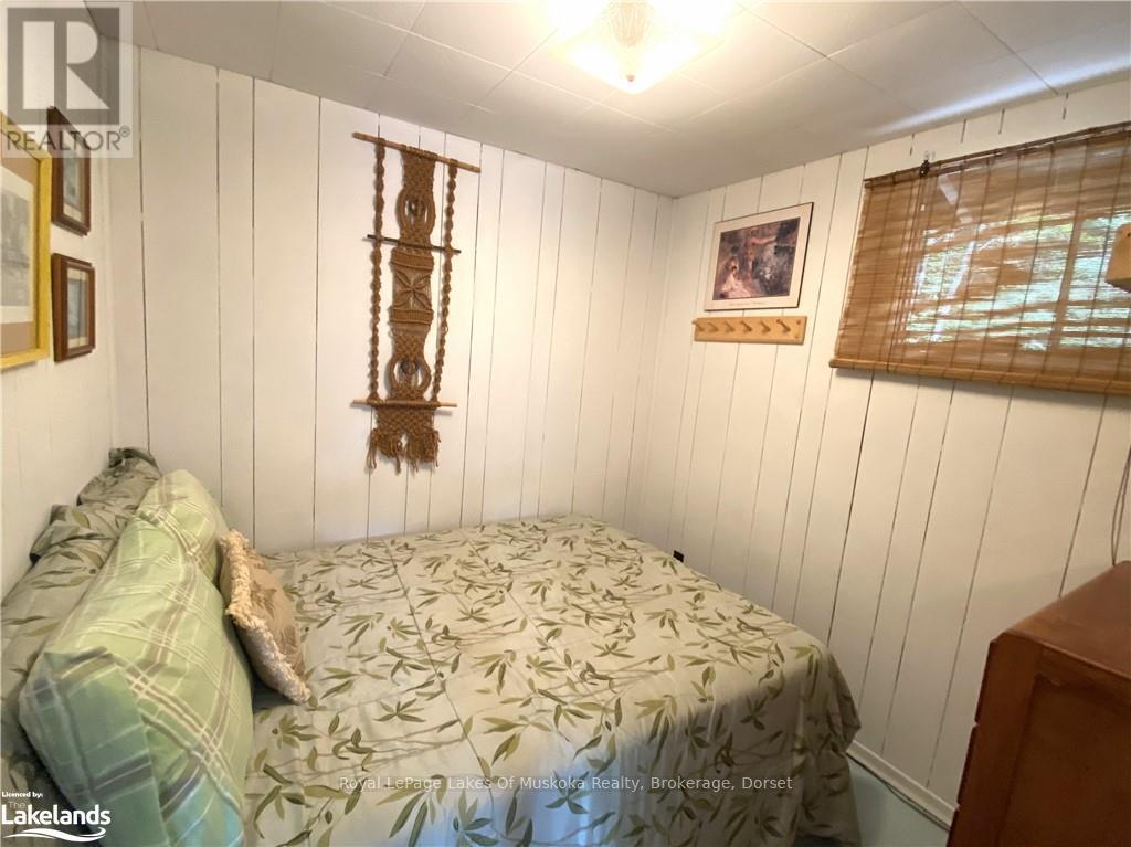 












11001 CRANE LAKE DRIVE S

,
Algonquin Highlands (Sherborne),




Ontario
P0A1E0

