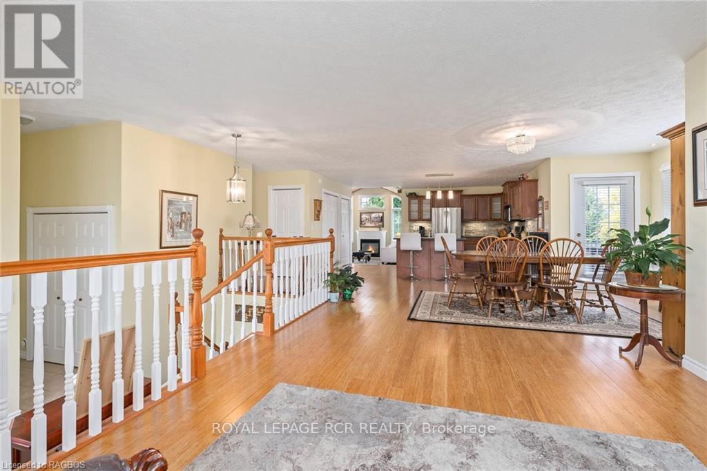 












414 4TH STREET S

,
Hanover,




Ontario
N4N3V1

