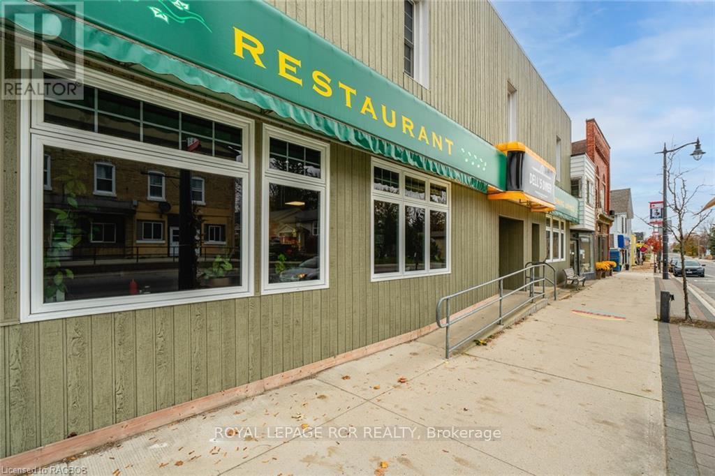 












3 ELORA STREET

,
Minto,




Ontario
N0G1M0

