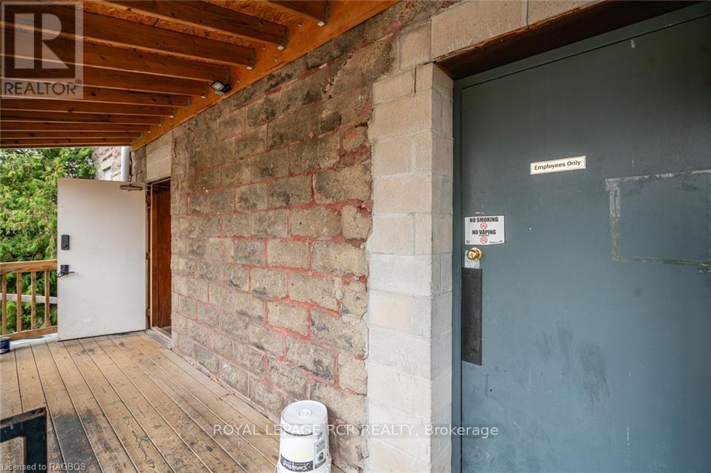 












3 ELORA STREET

,
Minto,




Ontario
N0G1M0

