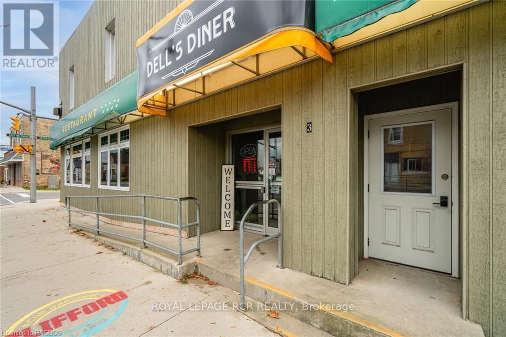 












3 ELORA STREET

,
Minto,




Ontario
N0G1M0

