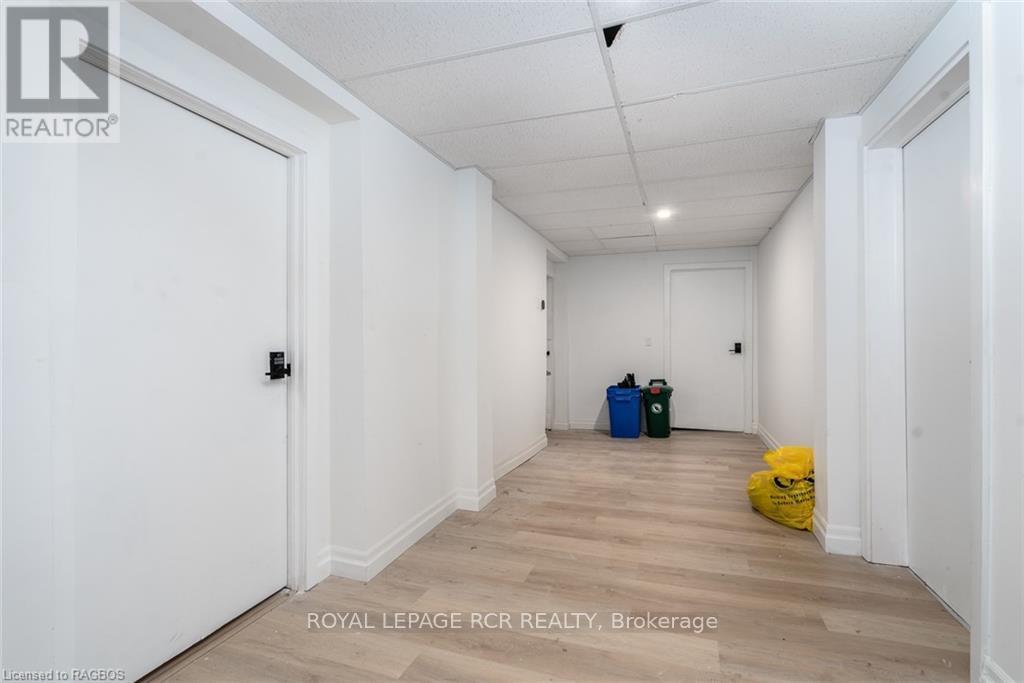 












3 ELORA STREET

,
Minto,




Ontario
N0G1M0

