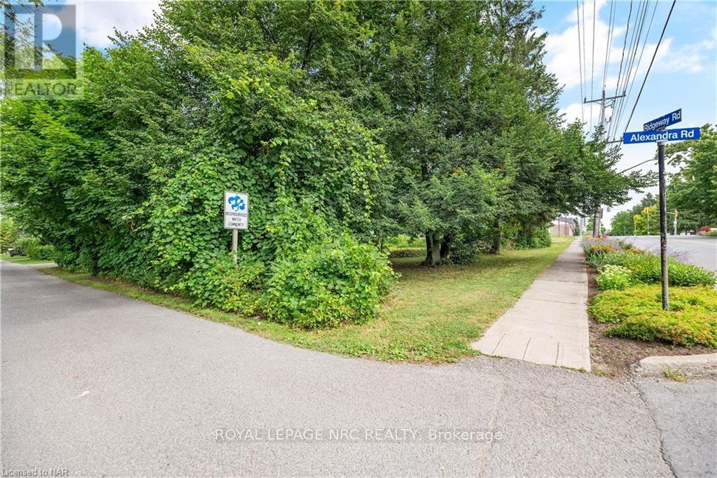 












3879 REBSTOCK ROAD

,
Fort Erie (Crystal Beach),







Ontario
L0S1B0

