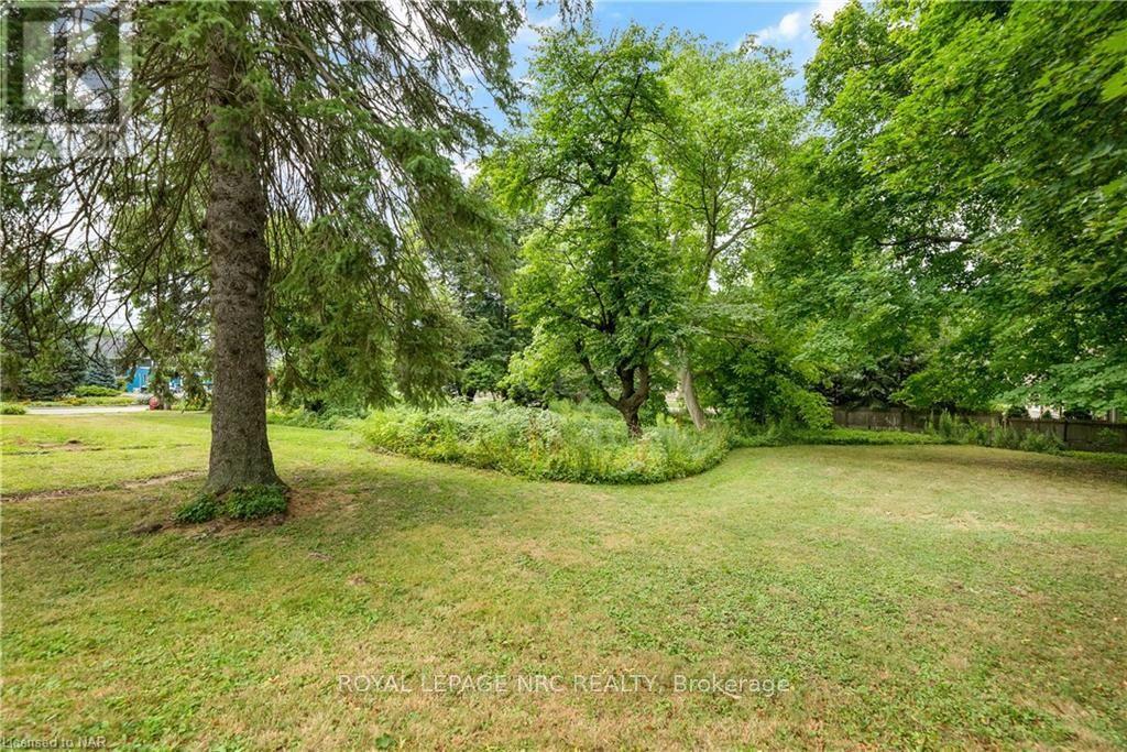 












3879 REBSTOCK ROAD

,
Fort Erie (Crystal Beach),







Ontario
L0S1B0

