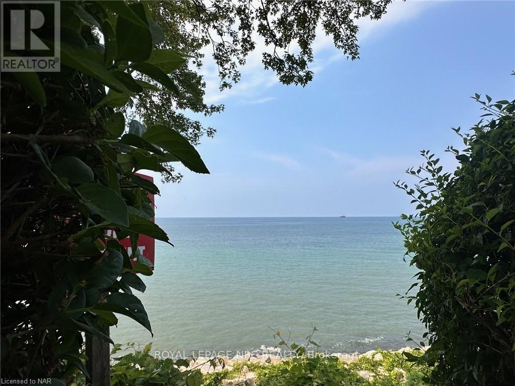 












3 PEEL STREET

,
St. Catharines (Port Dalhousie),







Ontario
L2N5A1

