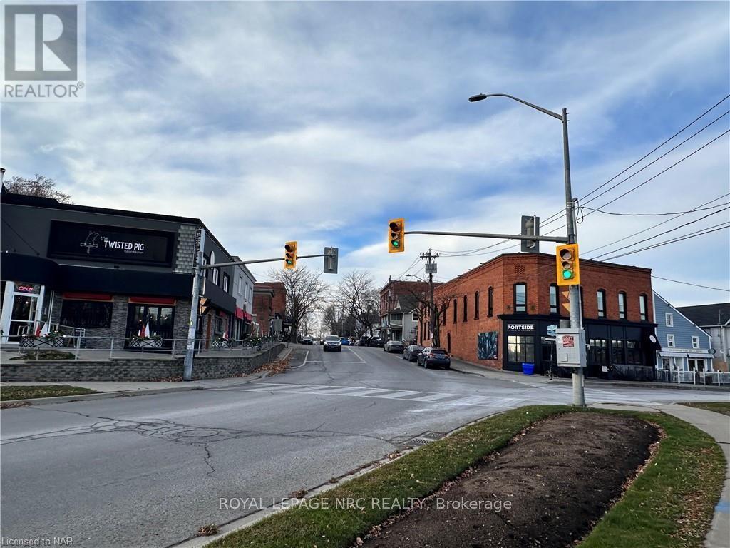 












3 PEEL STREET

,
St. Catharines (Port Dalhousie),







Ontario
L2N5A1

