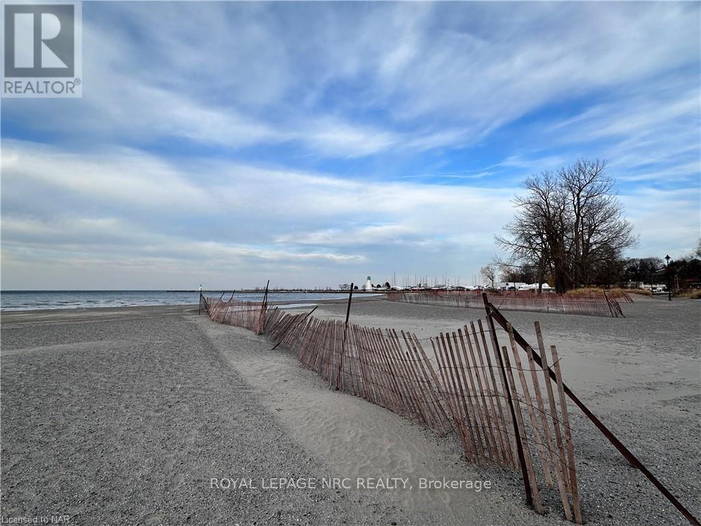 












3 PEEL STREET

,
St. Catharines (Port Dalhousie),







Ontario
L2N5A1

