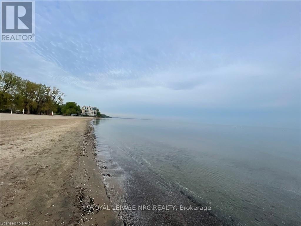 












3 PEEL STREET

,
St. Catharines (Port Dalhousie),







Ontario
L2N5A1


