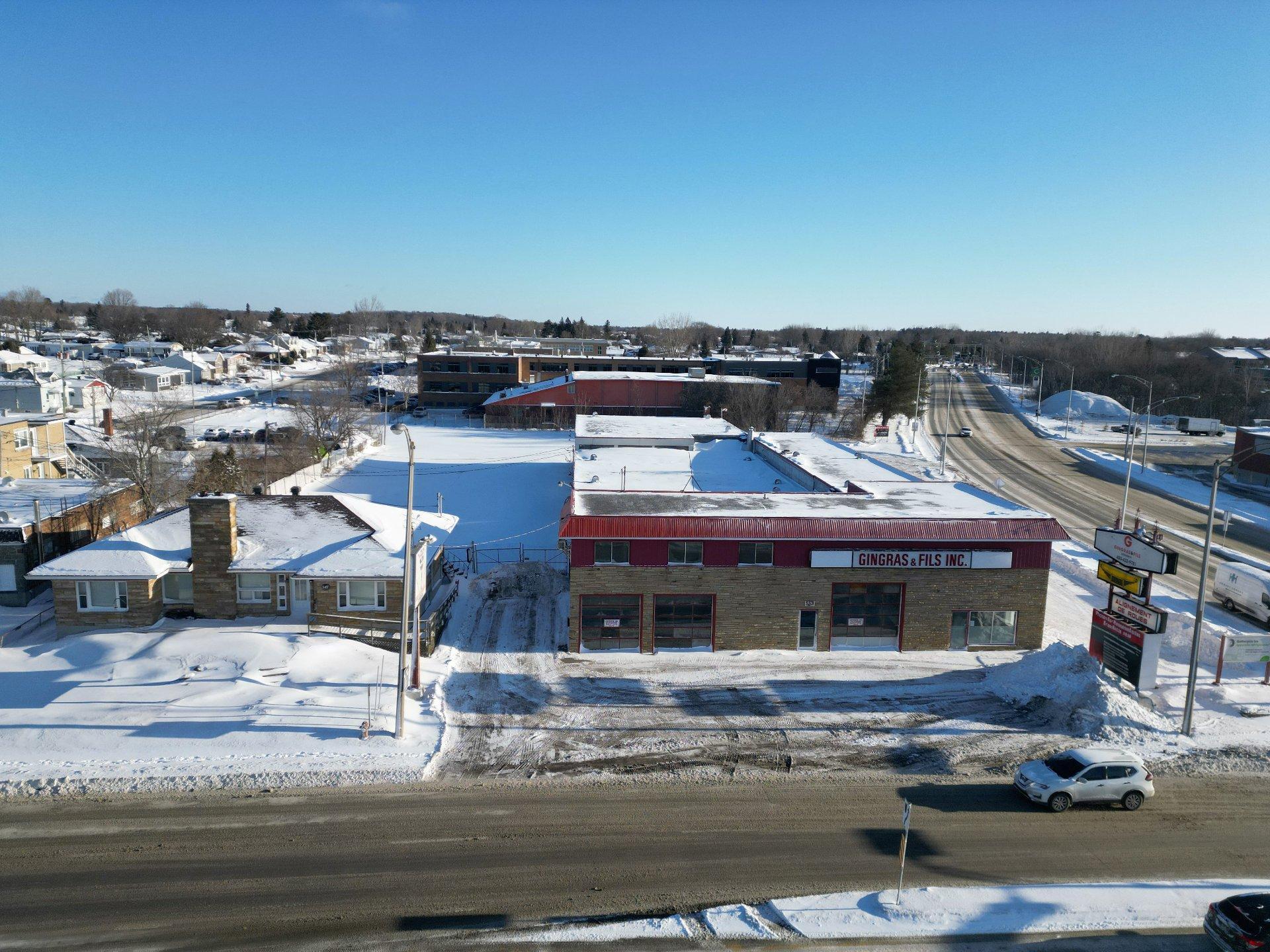 









547

 - 553


Boul. des Laurentides

,
Saint-Jérôme,




QC
J7Z4M4

