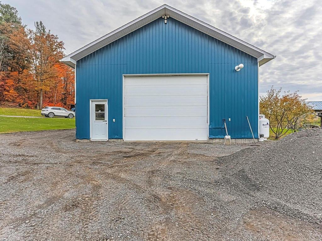 









3630Z


Route du Raccordement-Saint-Pierre

,
Saint-Félix-de-Valois,




QC
J2K2M0

