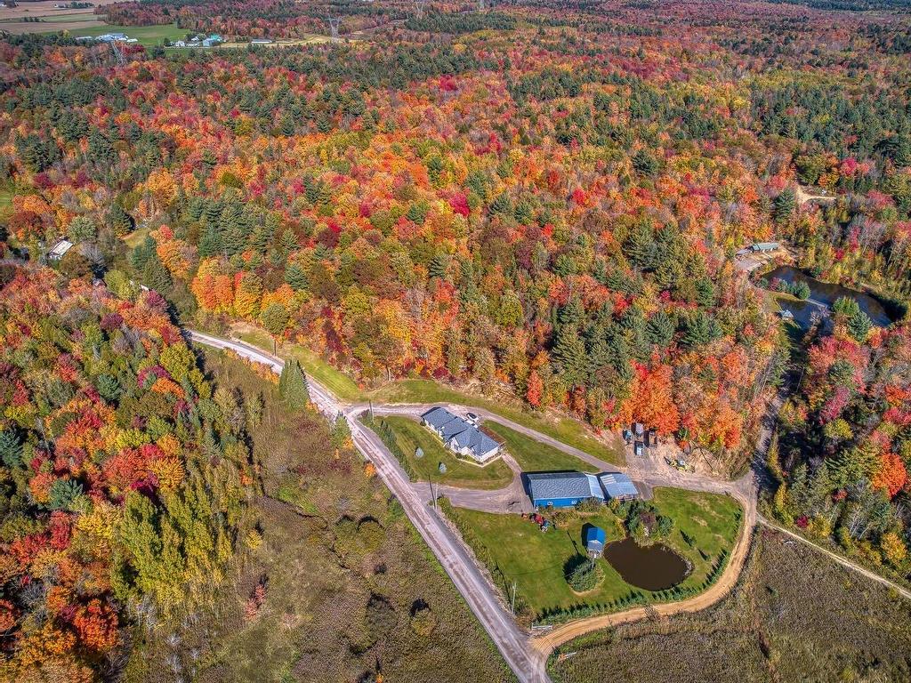 









3630Z


Route du Raccordement-Saint-Pierre

,
Saint-Félix-de-Valois,




QC
J2K2M0


