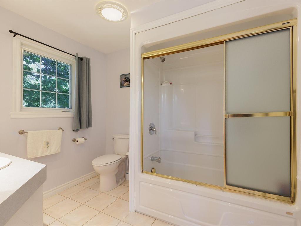 









59


Rue Maryvale

,
Beaconsfield,




QC
H9W3P4


