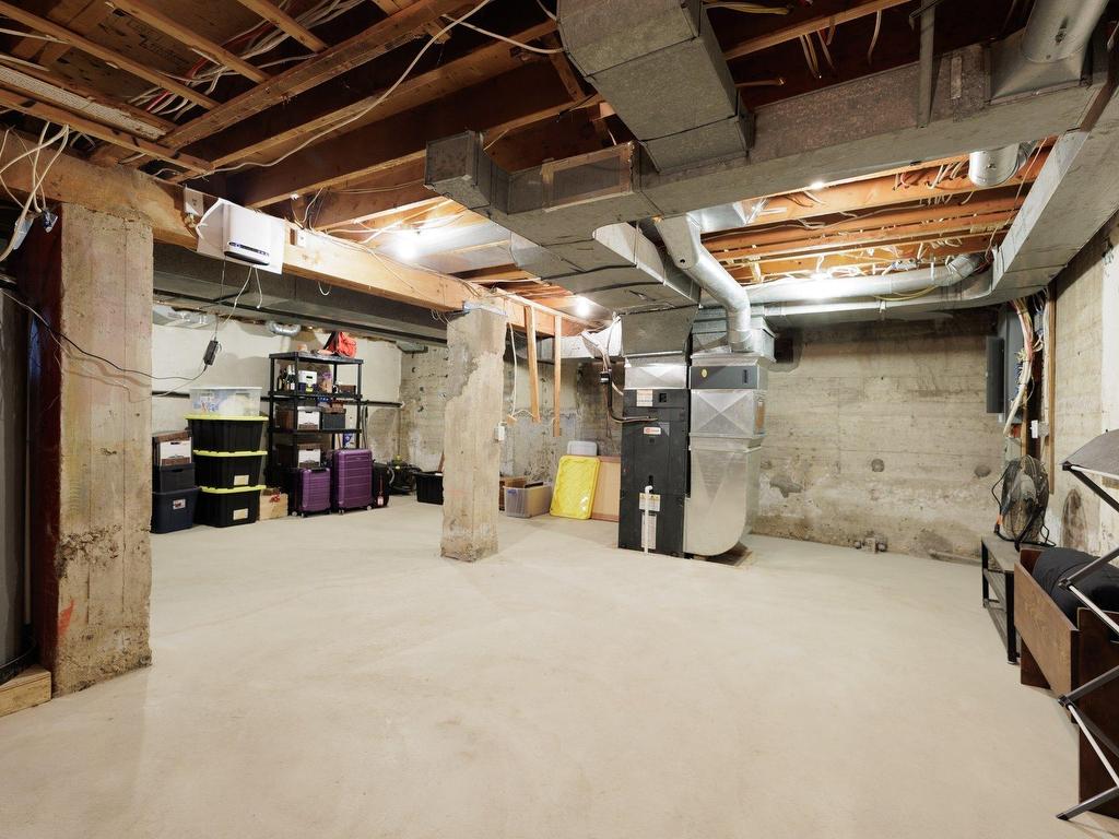 









59


Rue Maryvale

,
Beaconsfield,




QC
H9W3P4

