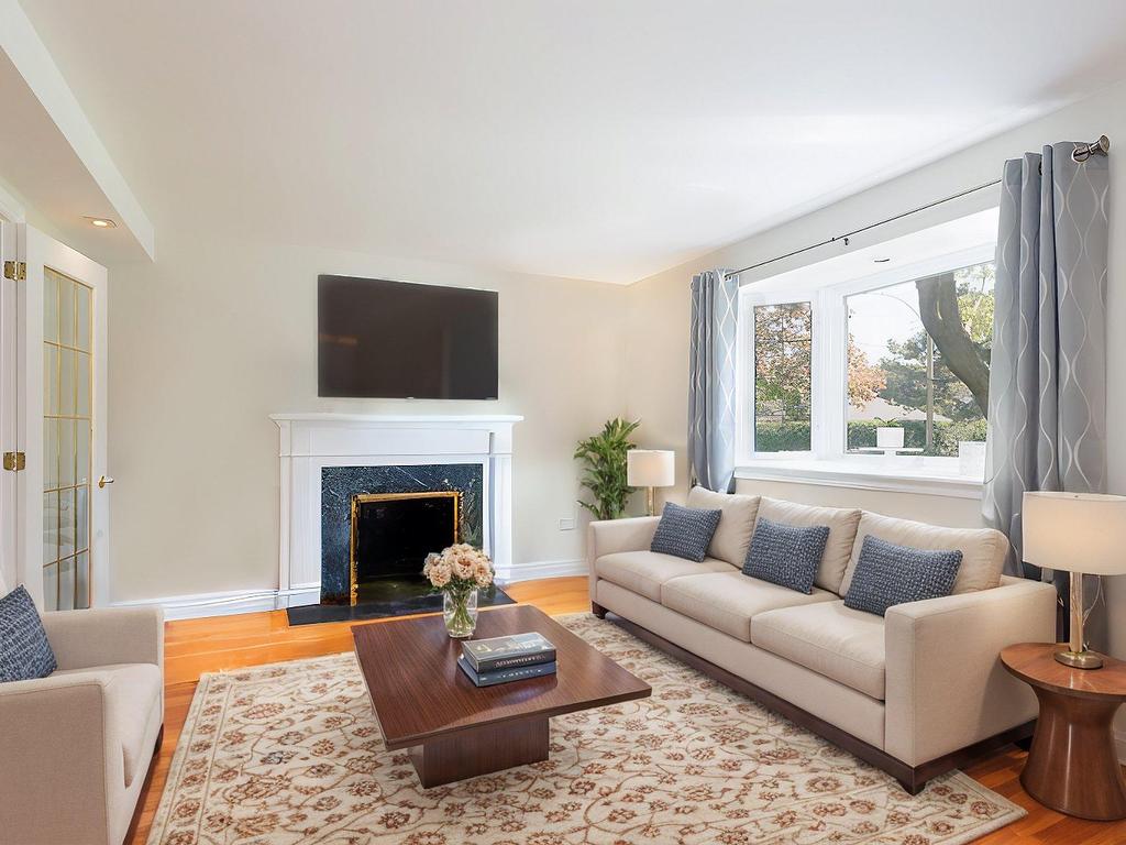 









59


Rue Maryvale

,
Beaconsfield,




QC
H9W3P4

