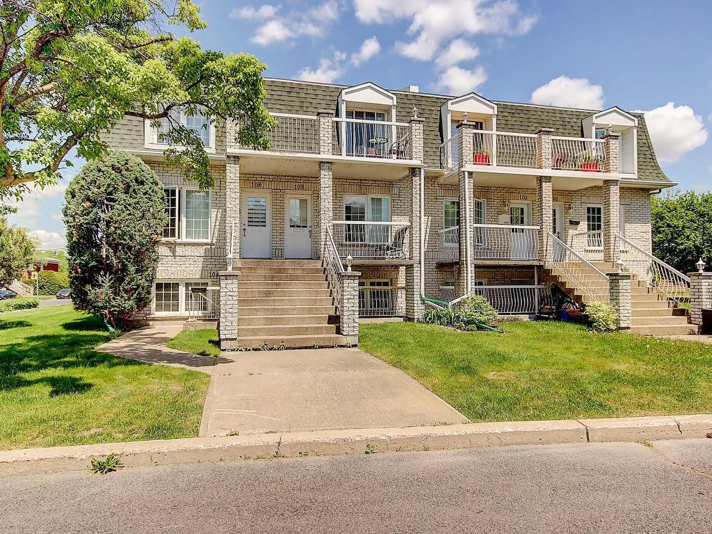 









104


Rue Gaby-Bernier

,
Chambly,




QC
J3L5T6

