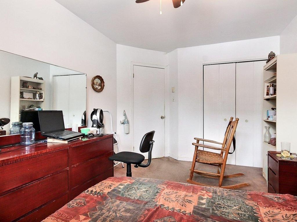 









104


Rue Gaby-Bernier

,
Chambly,




QC
J3L5T6

