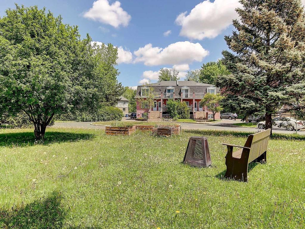 









104


Rue Gaby-Bernier

,
Chambly,




QC
J3L5T6


