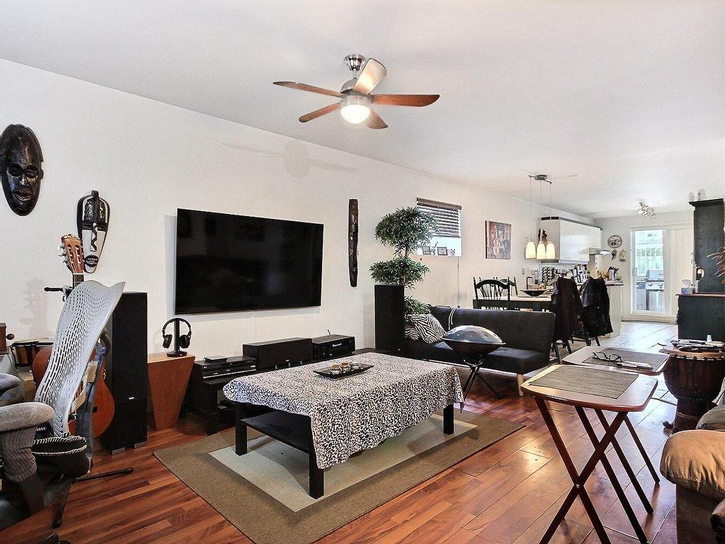 









104


Rue Gaby-Bernier

,
Chambly,




QC
J3L5T6


