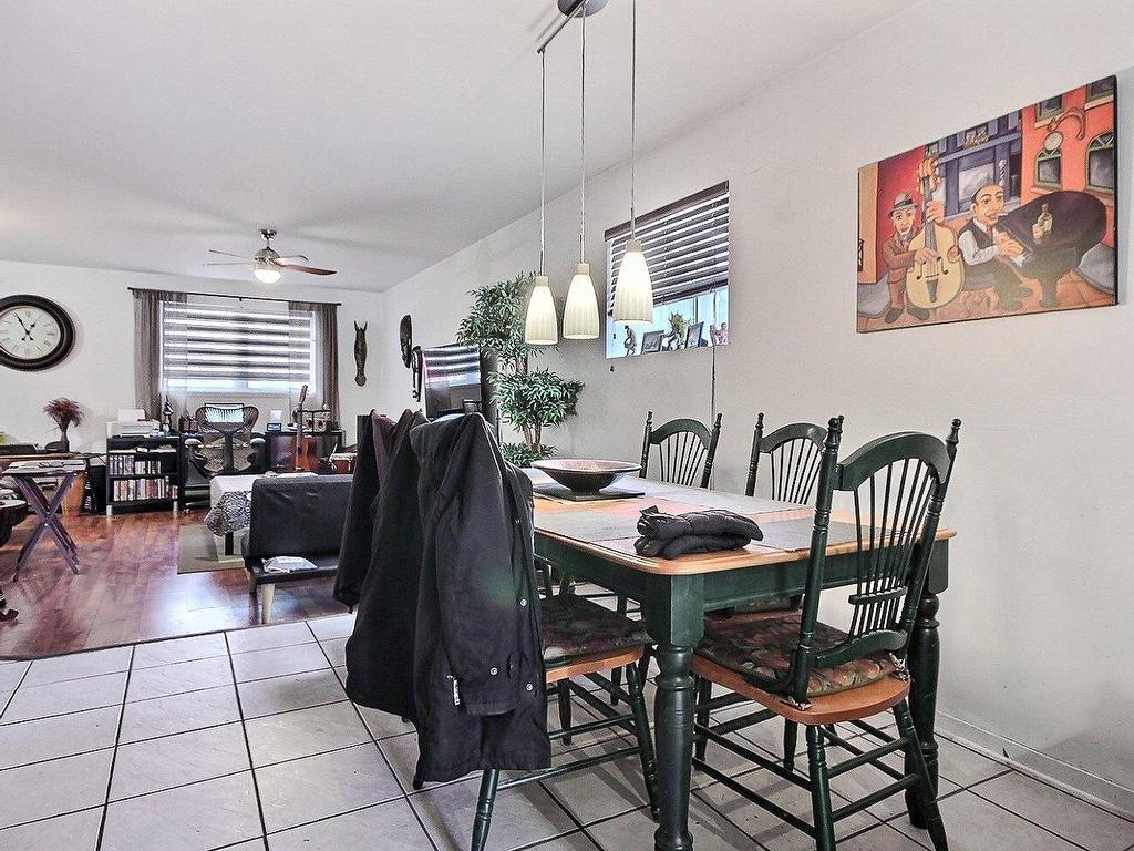 









104


Rue Gaby-Bernier

,
Chambly,




QC
J3L5T6

